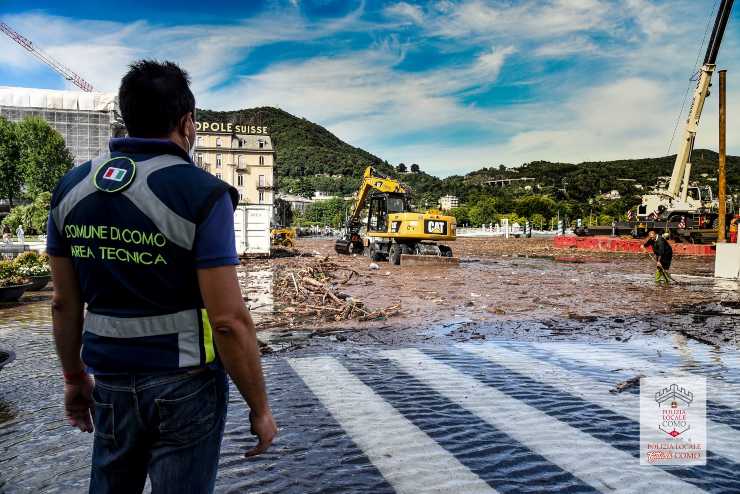 lago di como esondazione polizia