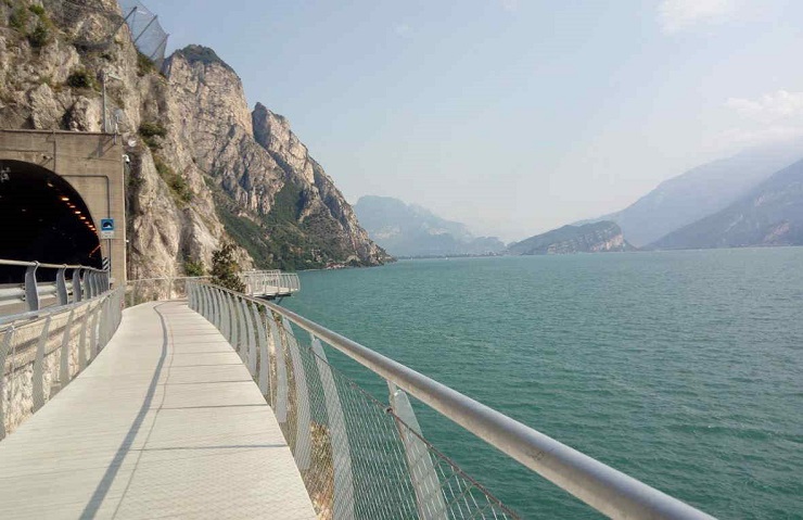 pista ciclabile lago di garda