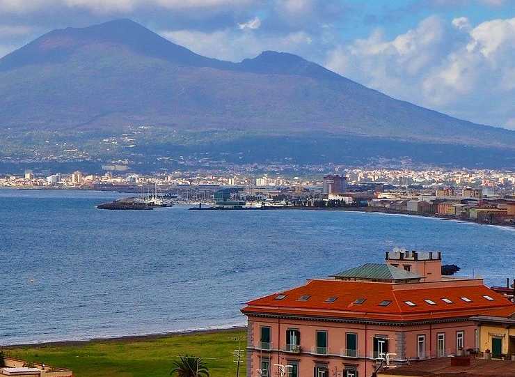 Napoli e Catania: due città che potrebbero scomparire per sempre