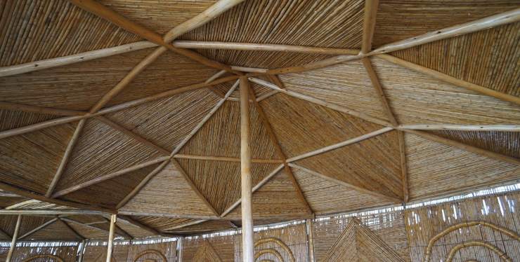 Interno casa in Bambu