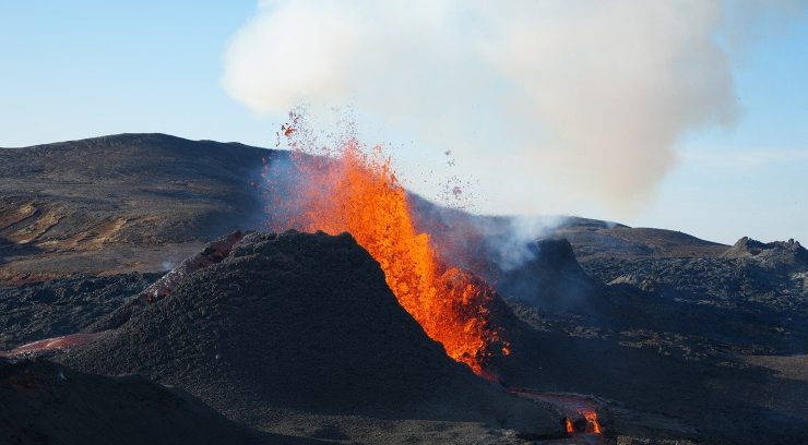 Vulcano in Eruzione