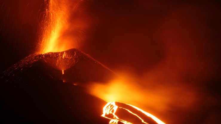 Vulcano eruzione 