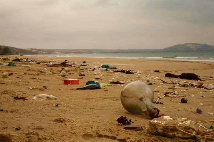 inquinamento spiaggia