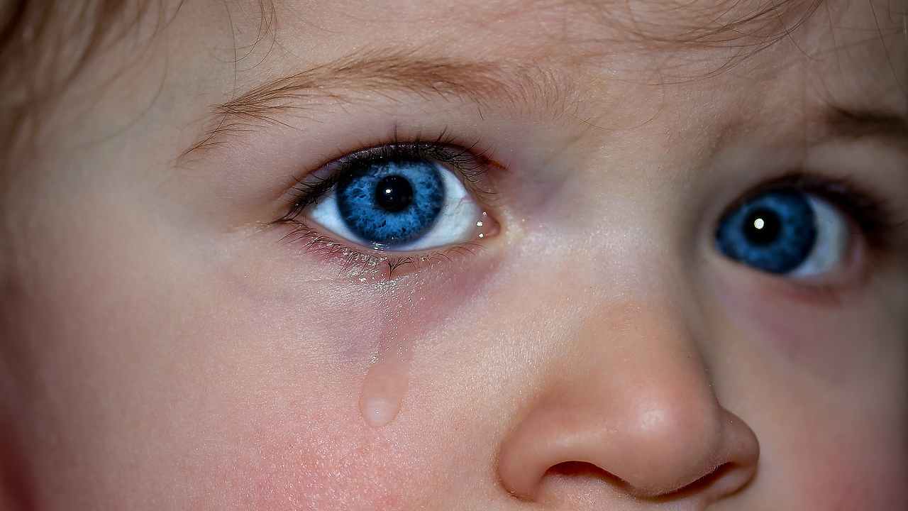 lacrima bambino