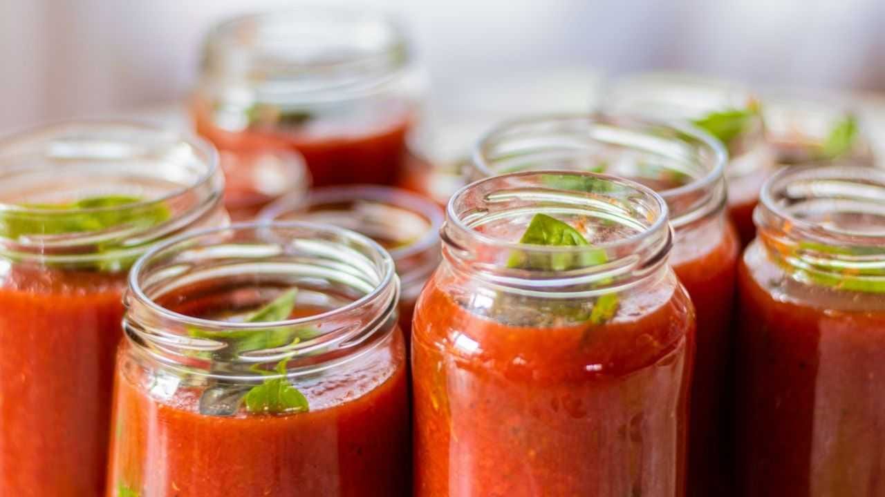 Passata di pomodoro che costa poco