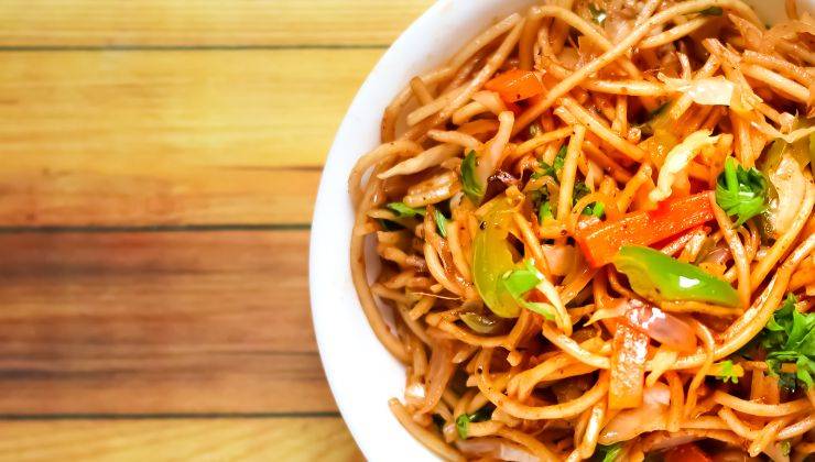 Noodles con scarti verdure