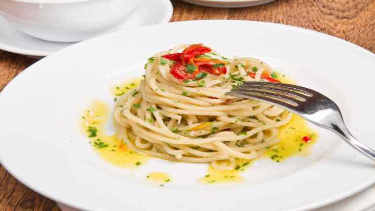 pasta al pomodoro e pesto