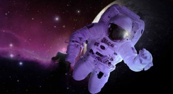 La prima donna astronauta e il dilemma degli assorbenti