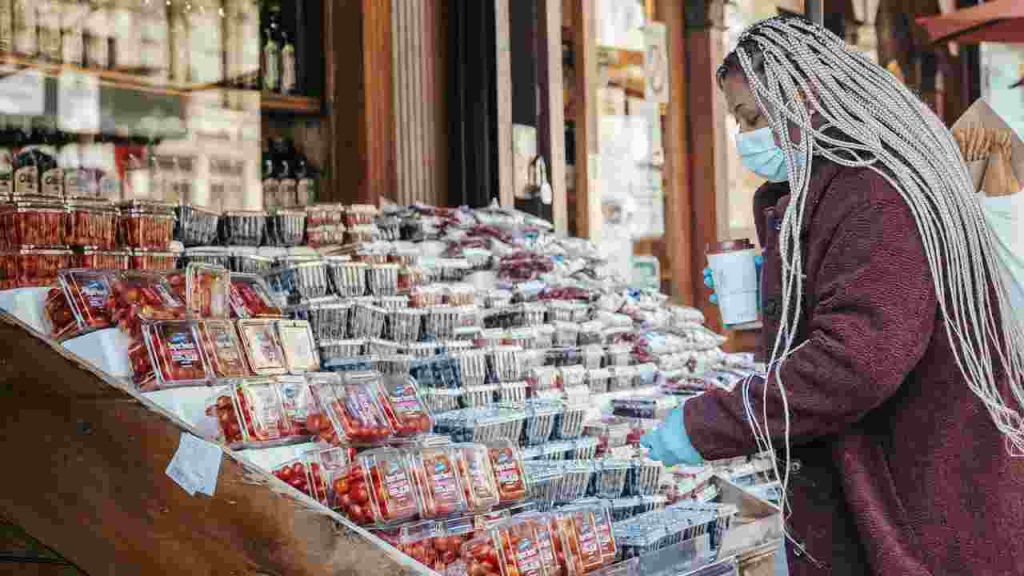 Riutilizzare le vaschette di plastica