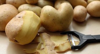 Hai buttato le bucce delle patate? Ecco perché è stato un grosso errore
