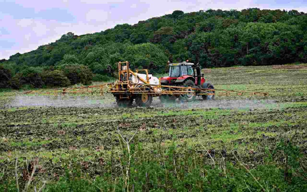 pesticidi chimici in agricoltura